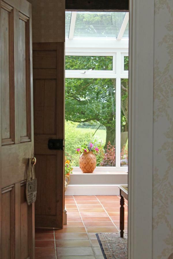 Ty Llwyd Bed & Breakfast Treffynnon Dış mekan fotoğraf